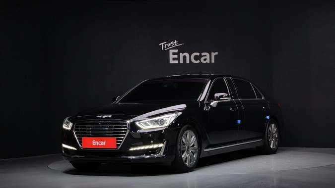 Genesis EQ900 2016