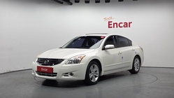 Nissan Altima 2011