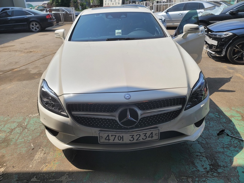 Mercedes-Benz CLS-Class