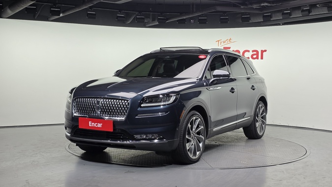 Lincoln Nautilus 2021