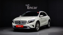 Mercedes-Benz GLA-Class 2015