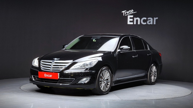 Hyundai Genesis 2013