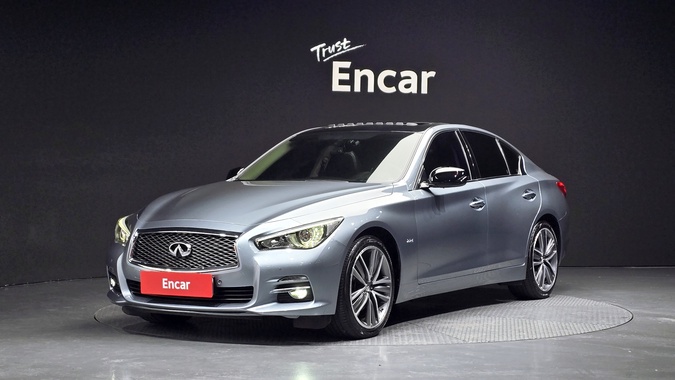 Infiniti Q50 2016