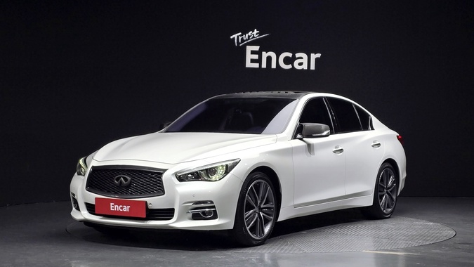 Infiniti Q50 2014