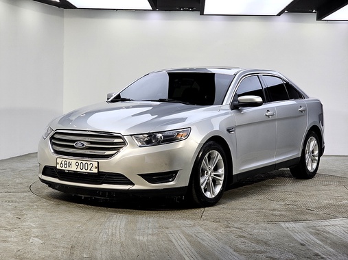 Ford Taurus 2015