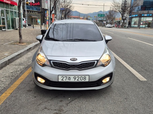 Kia pride 2012