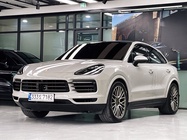 Porsche Cayenne 2022