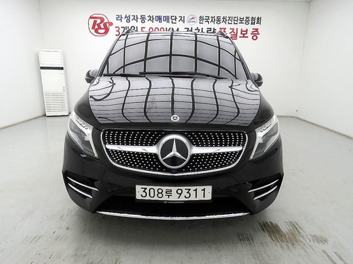 Mercedes-Benz V-Class 2023