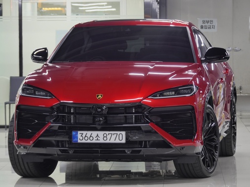 Lamborghini Urus 2025