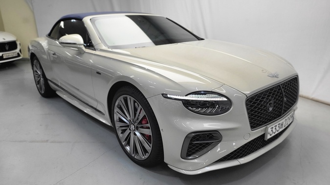 Bentley Continental 2025