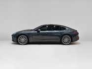 Porsche Panamera 2024