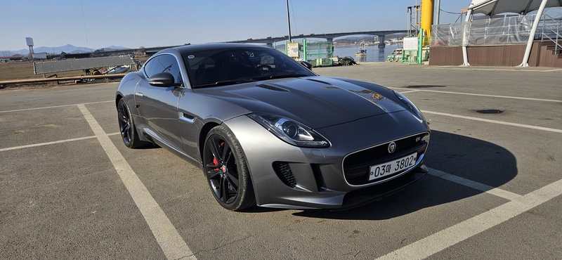 Jaguar F-TYPE