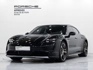 Porsche Taycan 2023