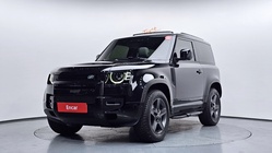 Land Rover Defender 2025