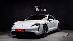 Porsche Taycan 2024
