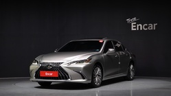 Lexus ES 2023