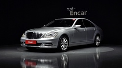 Mercedes-Benz S-Class 2012