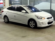 Hyundai Accent 2012