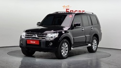 Mitsubishi Pajero 2009