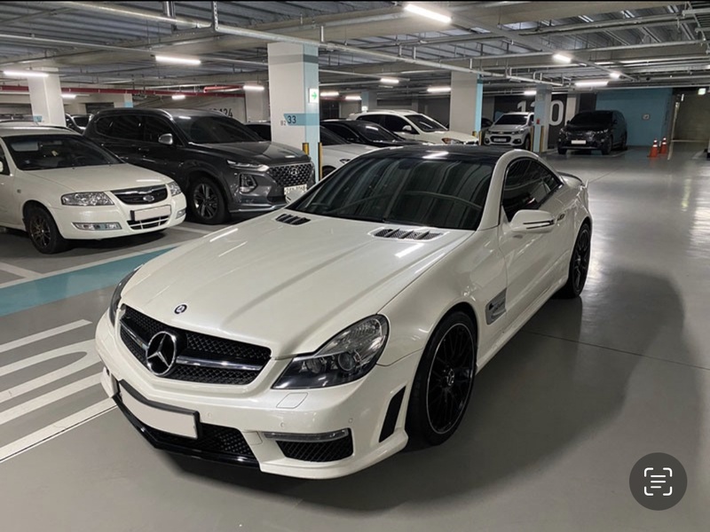 Mercedes-Benz SL-Class