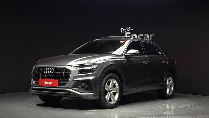 Audi Q8 2021