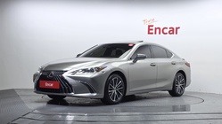 Lexus ES 2023