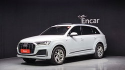 Audi Q7 2021