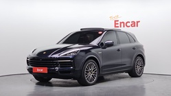 Porsche Cayenne 2021