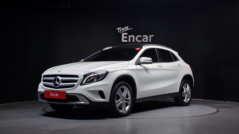 Mercedes-Benz GLA-Class