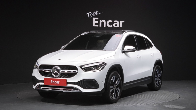 Mercedes-Benz GLA-Class