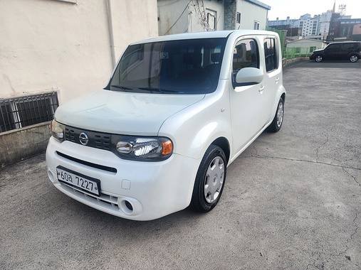 Nissan Cube 2011