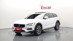 Volvo V90 2023
