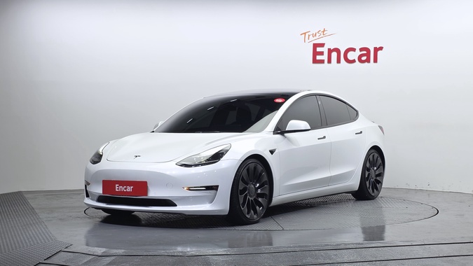 Tesla Model 3 2022