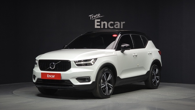 Volvo XC40 2021