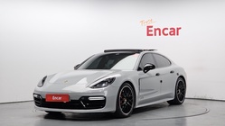 Porsche Panamera 2019