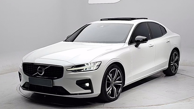 Volvo S60 2022