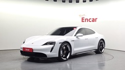 Porsche Taycan 2023