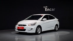 Hyundai Accent 2011