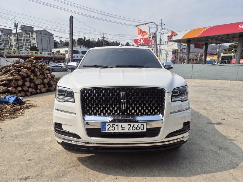 Lincoln Navigator