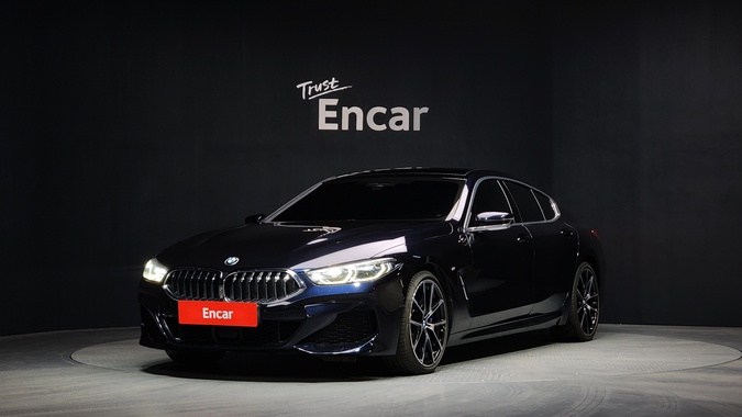 BMW 8 Series 2021