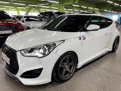 Hyundai Veloster 2015