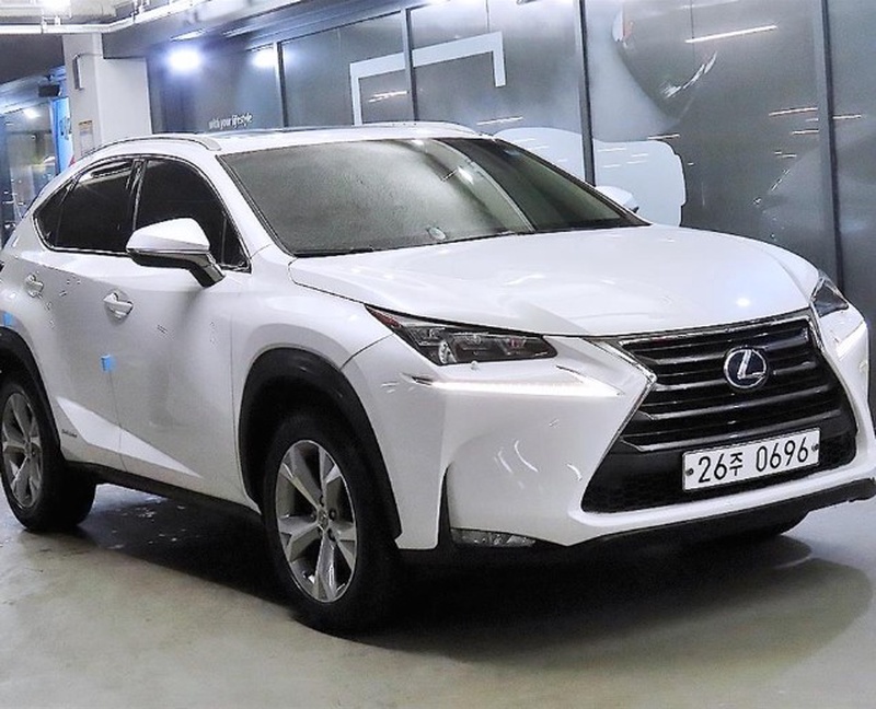 Lexus NX