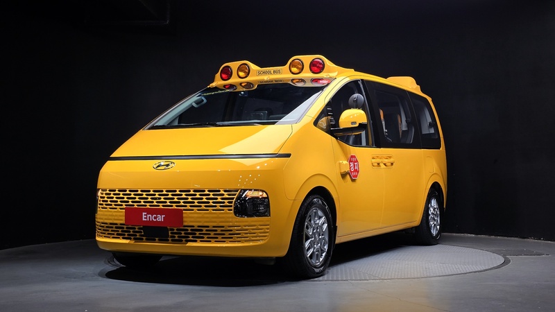 Hyundai Staria
