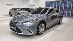 Lexus ES 2021