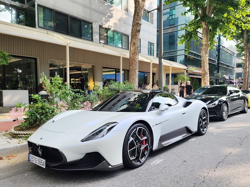 Maserati MC20 2022