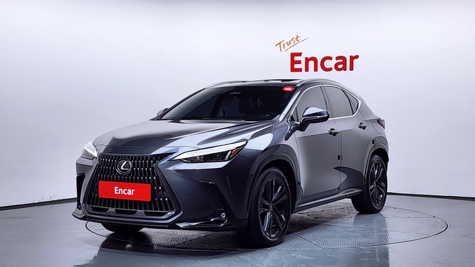 Lexus NX 2023