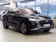 Audi Q8 2021