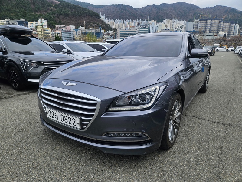 Hyundai Genesis