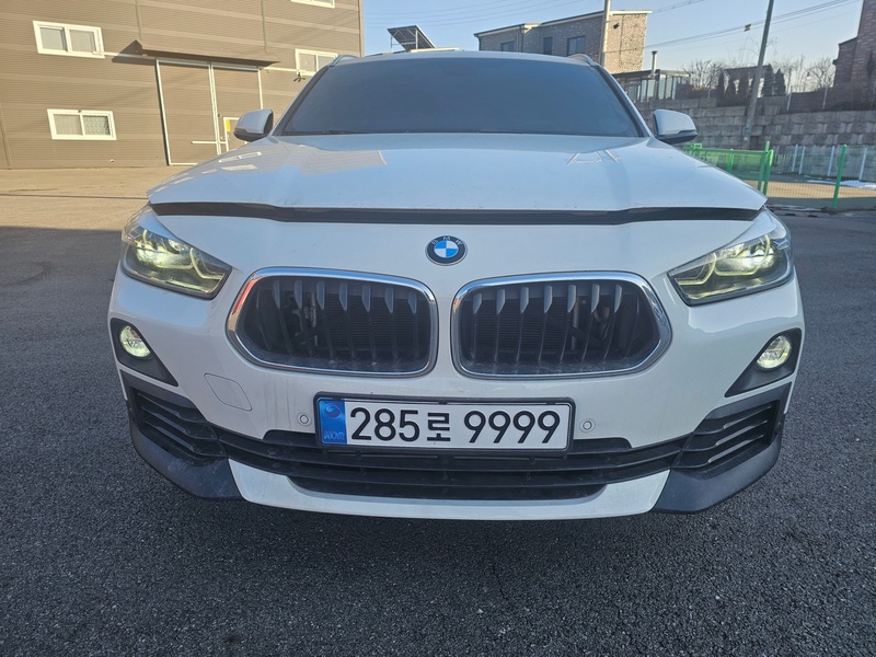 BMW X2