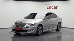 Hyundai Genesis 2013